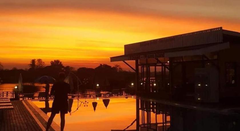 Golden Hotel Dondet Muang Khong Exterior photo