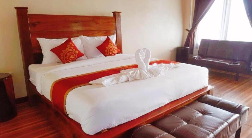 Golden Hotel Dondet Muang Khong Exterior photo