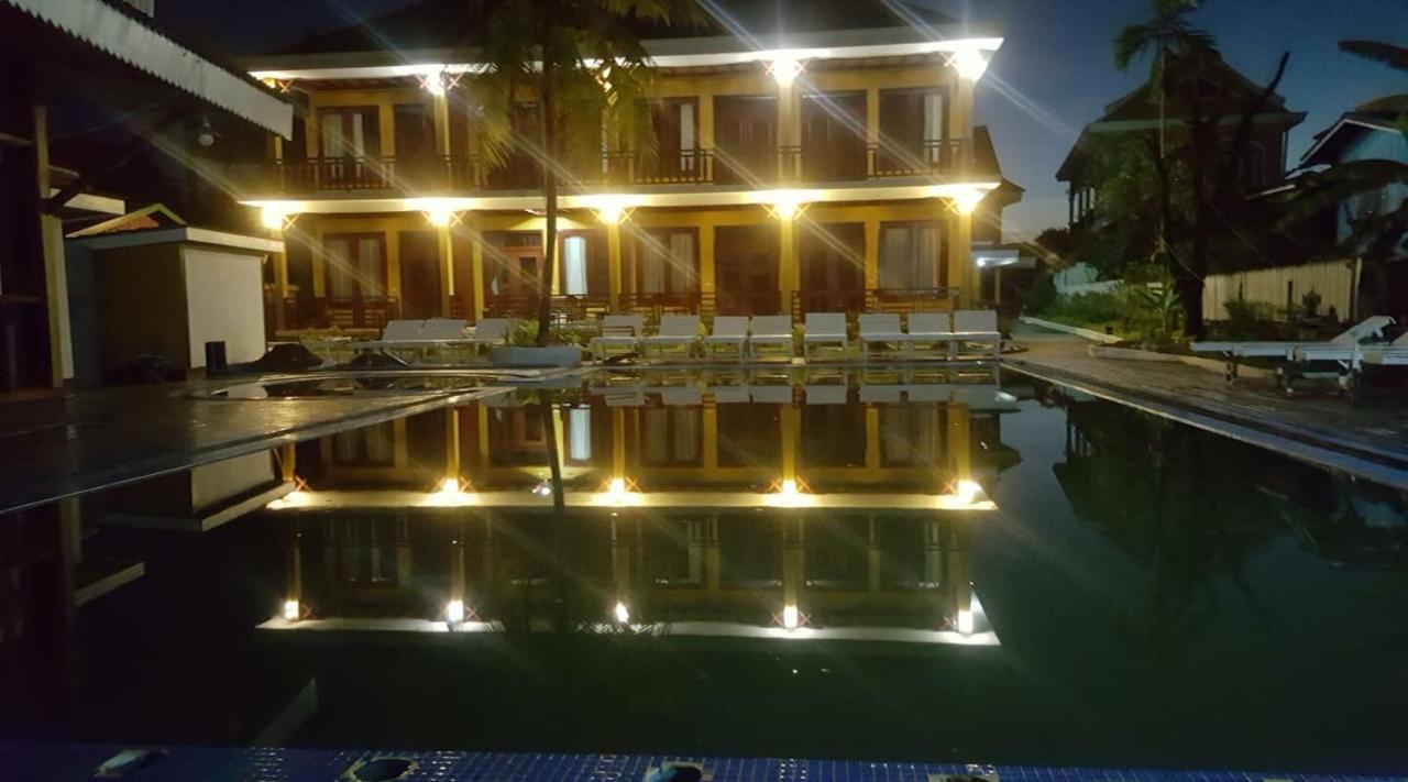 Golden Hotel Dondet Muang Khong Exterior photo