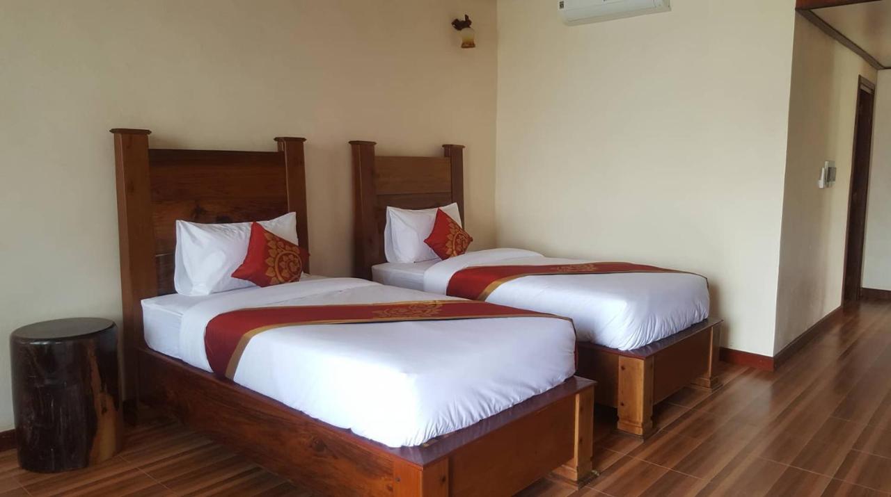 Golden Hotel Dondet Muang Khong Exterior photo
