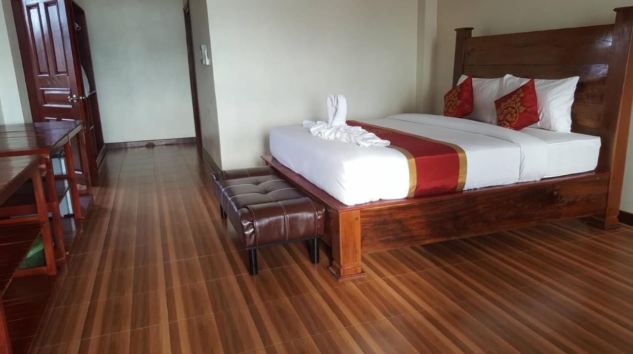 Golden Hotel Dondet Muang Khong Exterior photo
