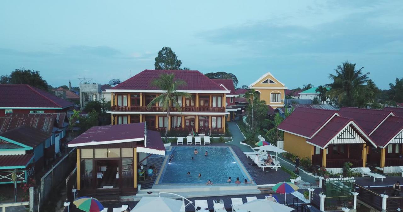 Golden Hotel Dondet Muang Khong Exterior photo